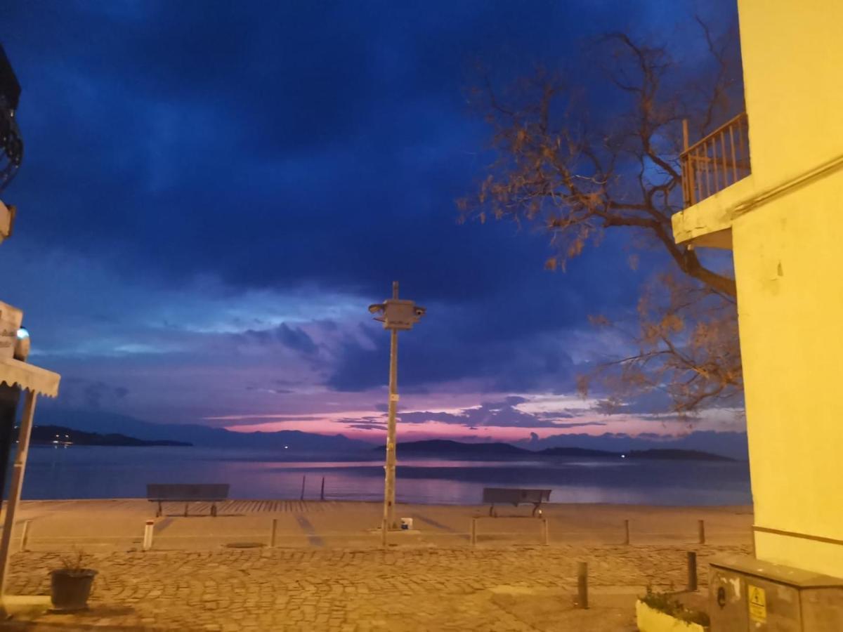 Limon Otel Fokaja Zewnętrze zdjęcie