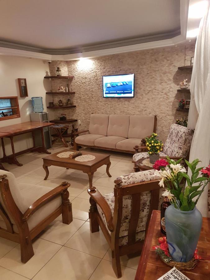 Limon Otel Fokaja Zewnętrze zdjęcie